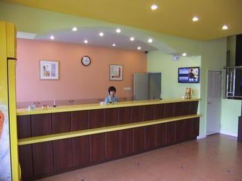 Home Inn Hotel Shantou Exterior photo